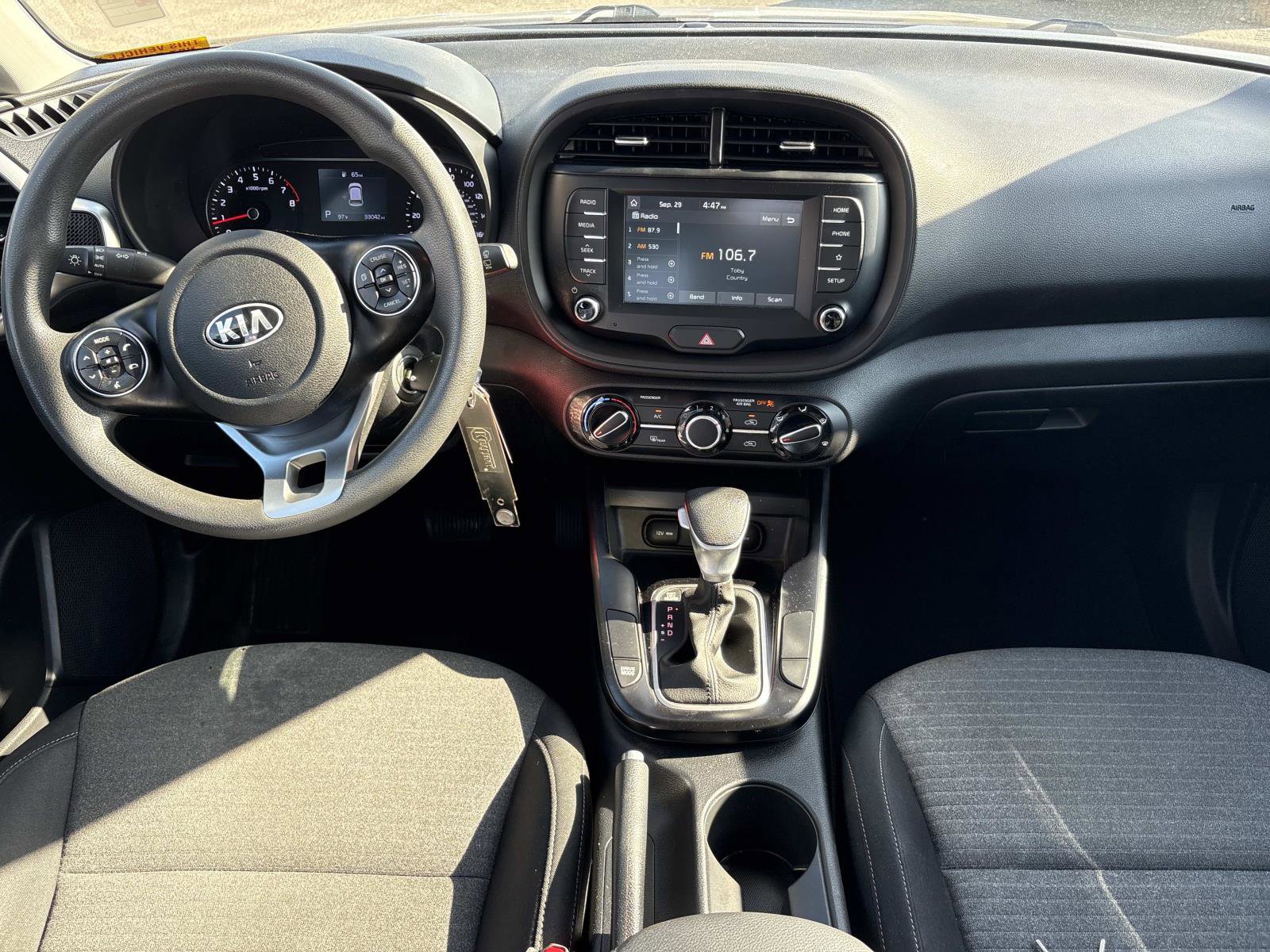 2021 Kia Soul S photo 16