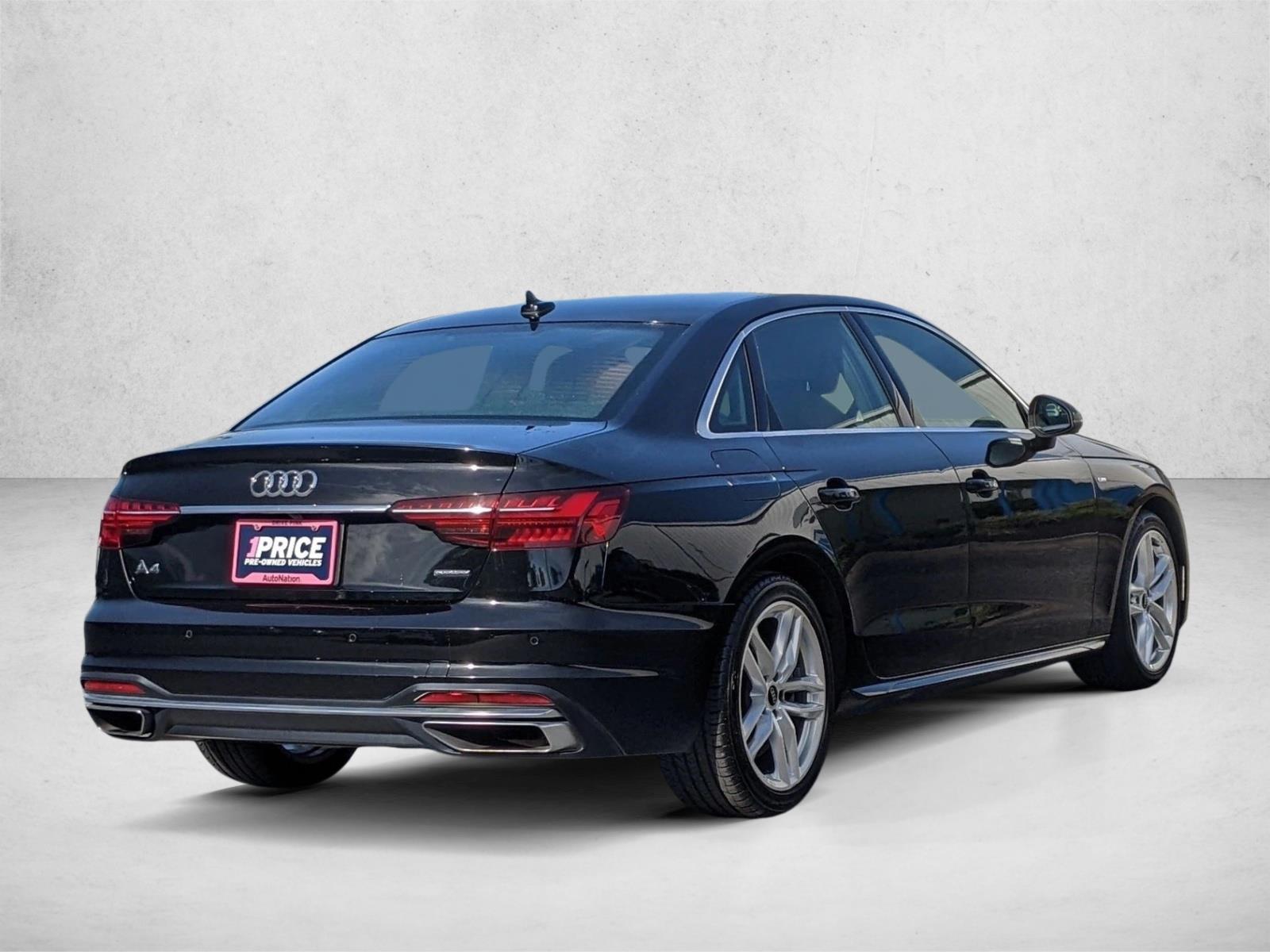 2023 Audi A4 S line Quattro Premium Plus photo 4