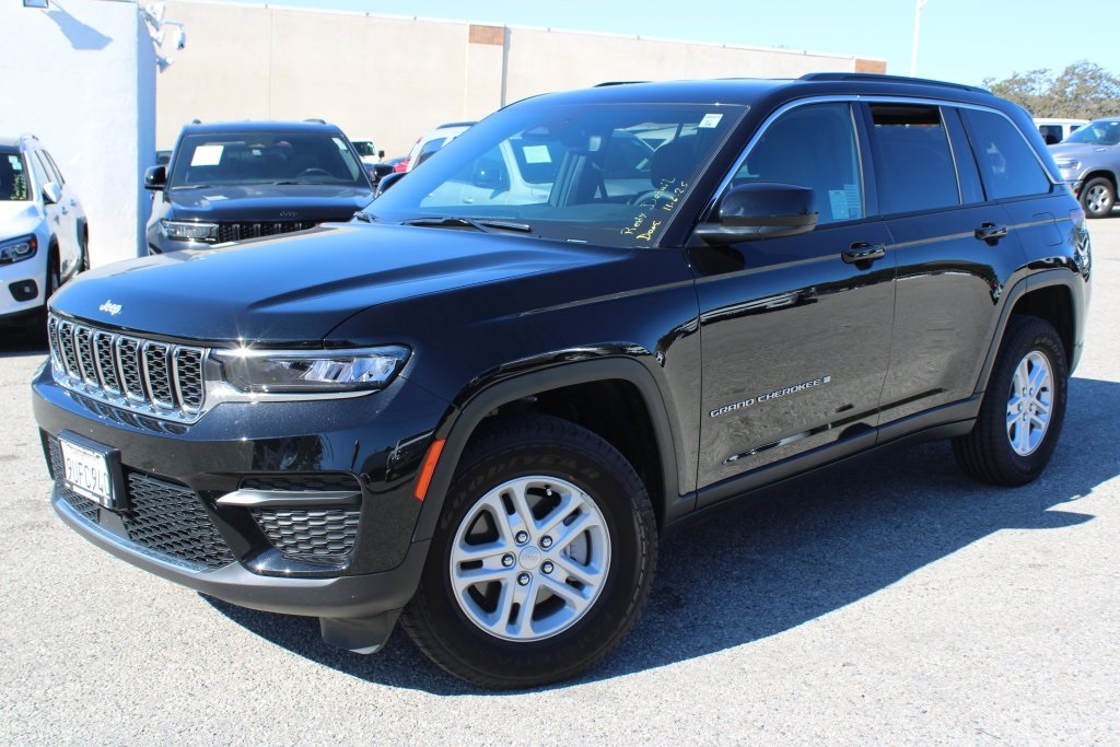 2025 Jeep Grand Cherokee Laredo's photo