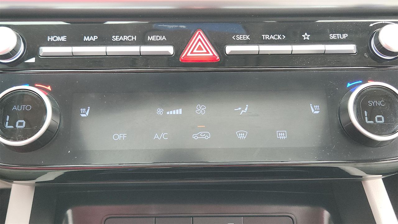 2025 Hyundai Tucson SEL Convenience photo 12