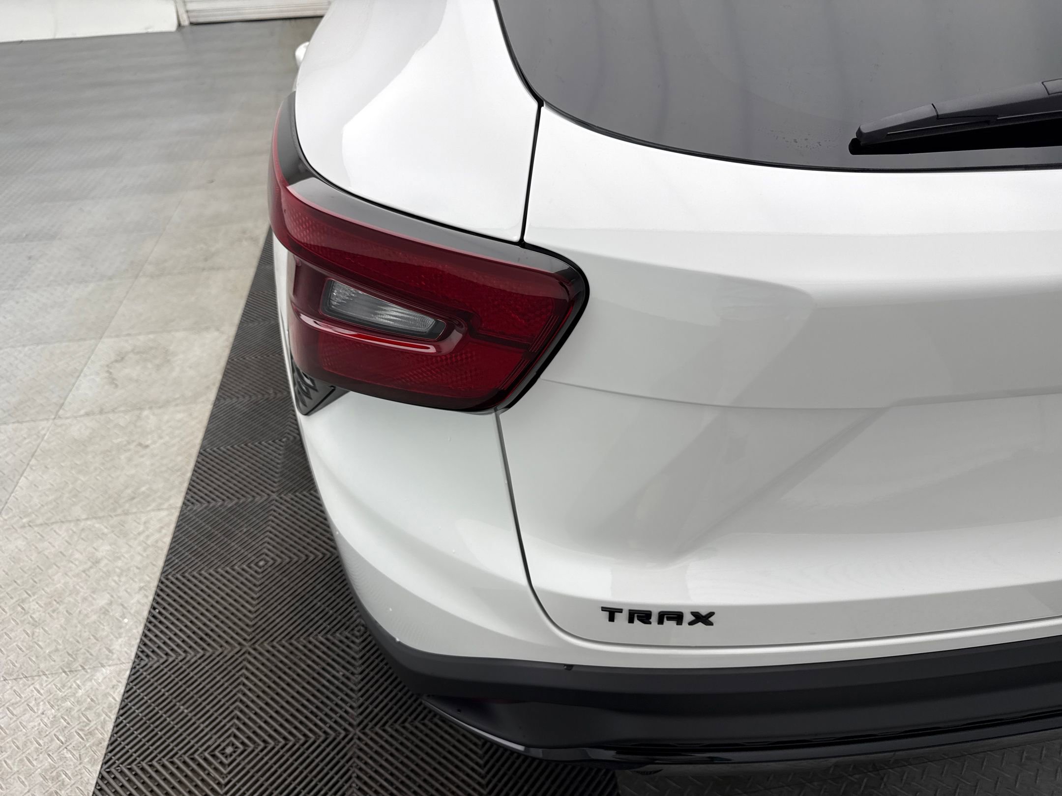 2025 Chevrolet Trax photo 12