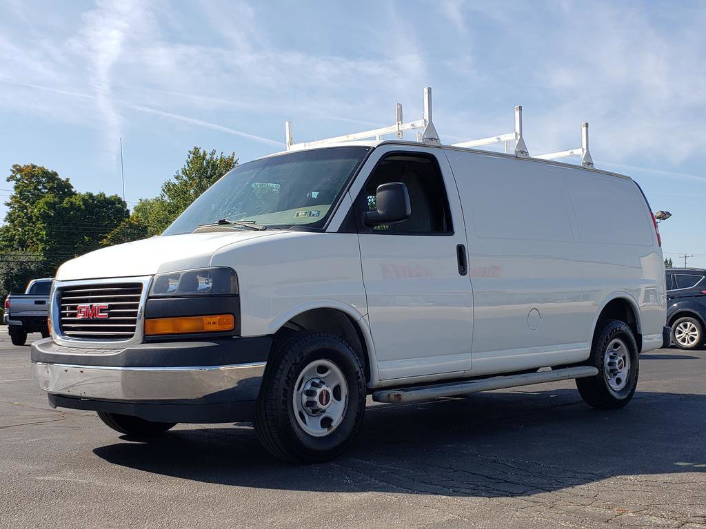 2017 Gmc Savana 2500 Cargo photo 3