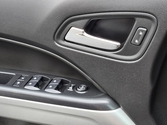 2021 Chevrolet Colorado LT photo 23