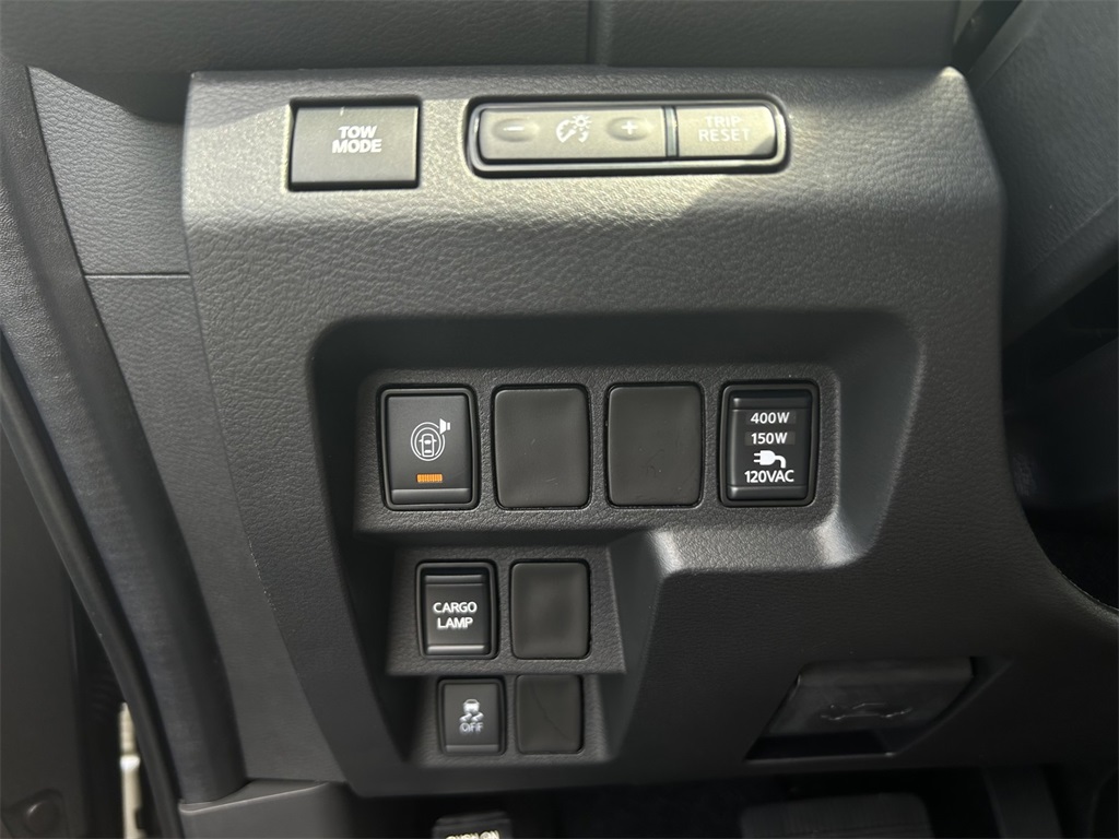 2025 Nissan Frontier Crew Cab SV photo 10