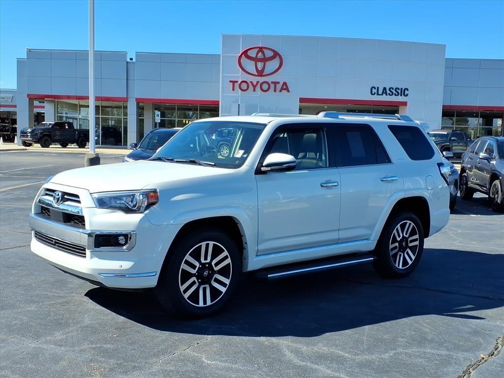 2023 Toyota 4Runner Limited's photo