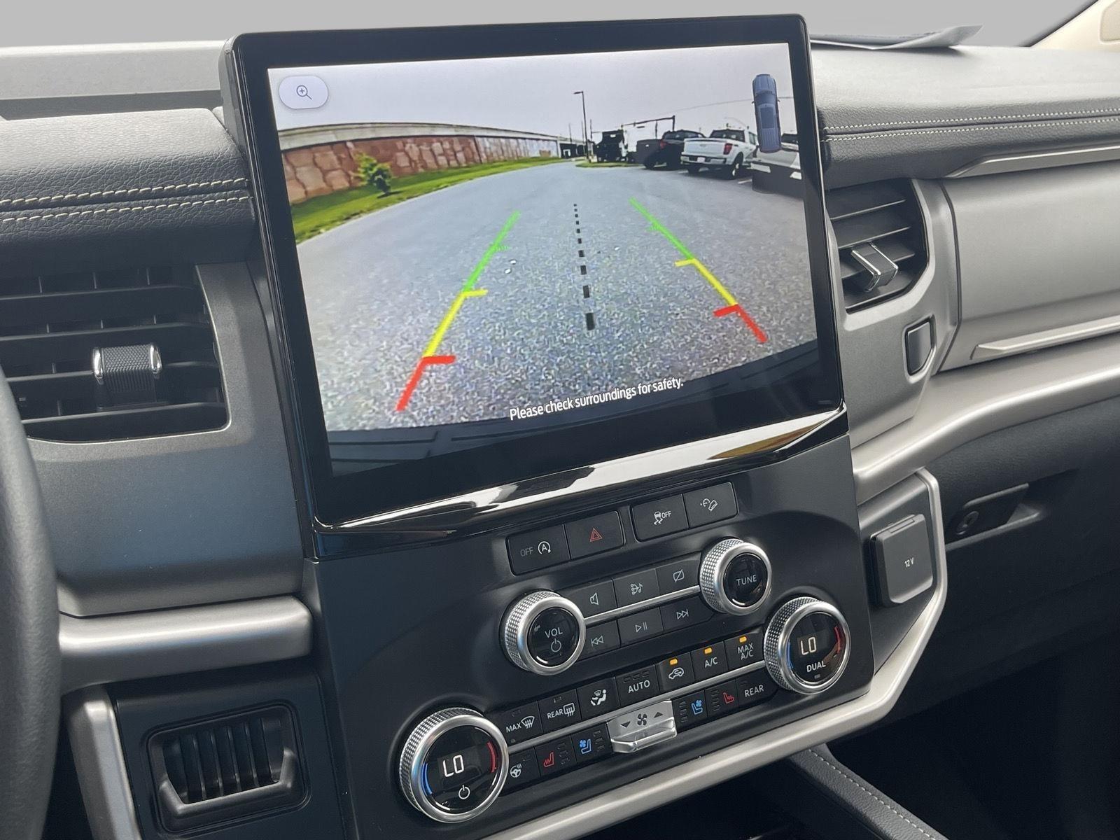 2024 Ford Expedition XLT photo 35