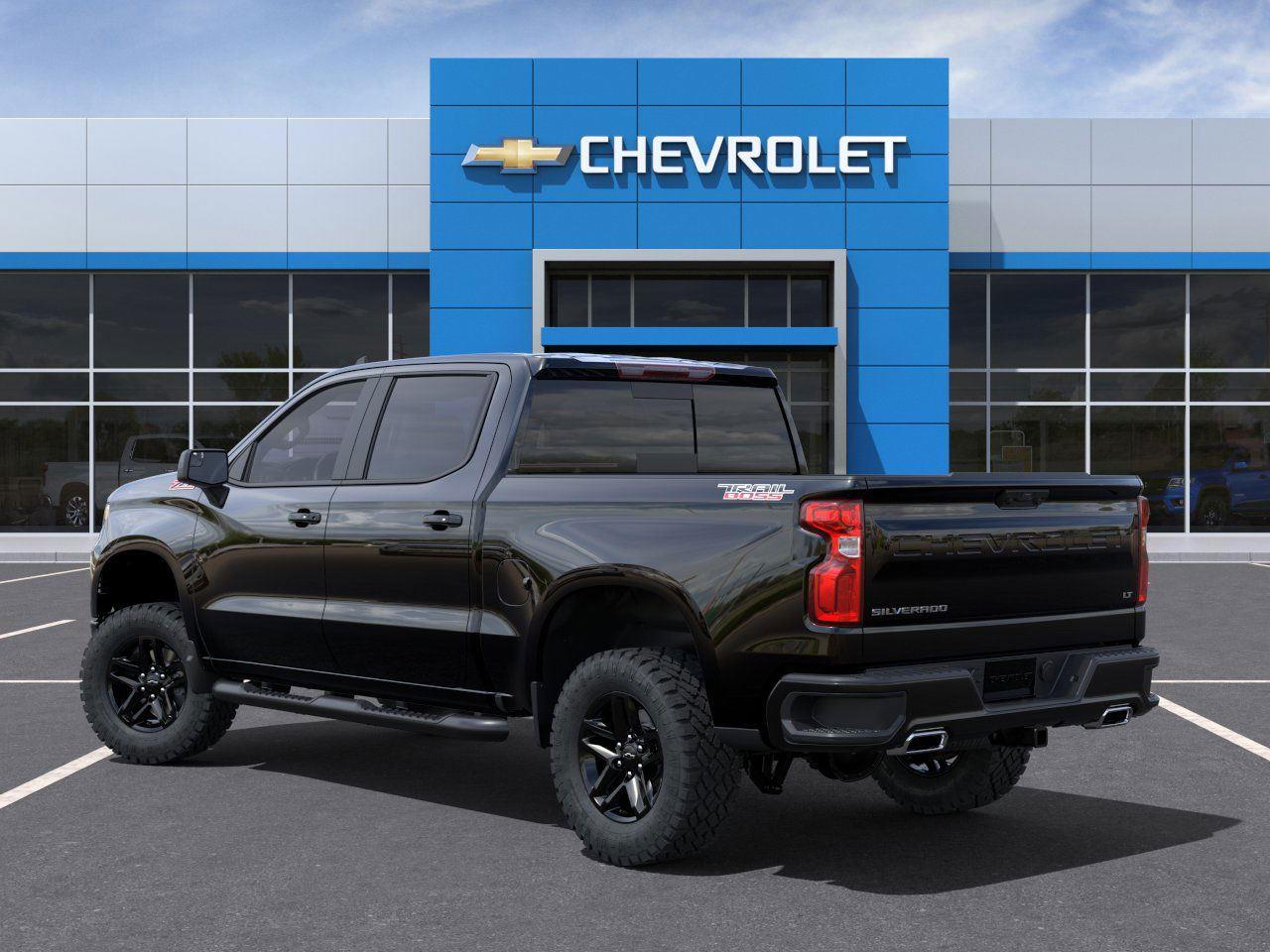 2022 Chevrolet Silverado 1500 LT Trail Boss photo 2