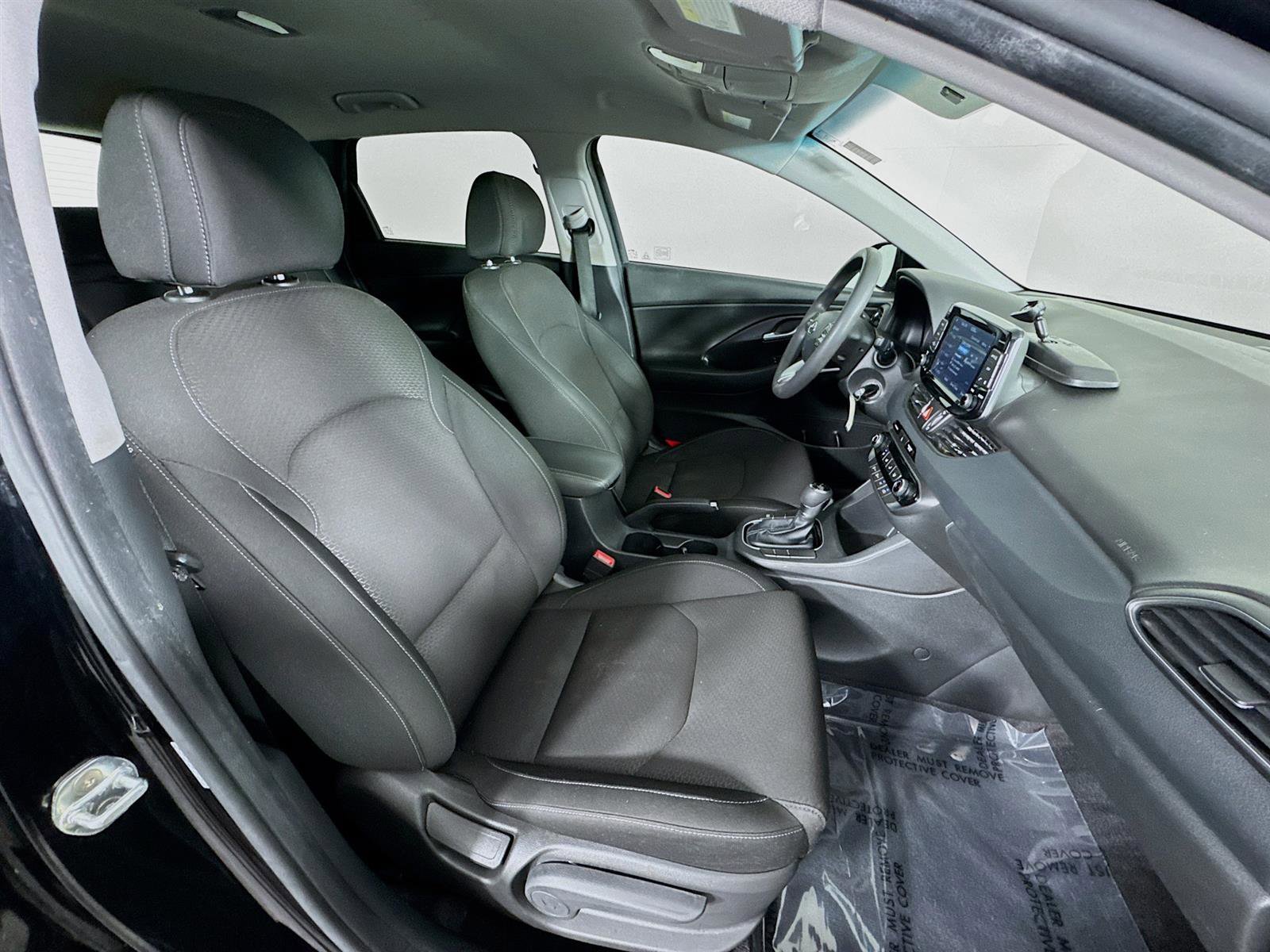 2020 Hyundai Elantra GT Base photo 25