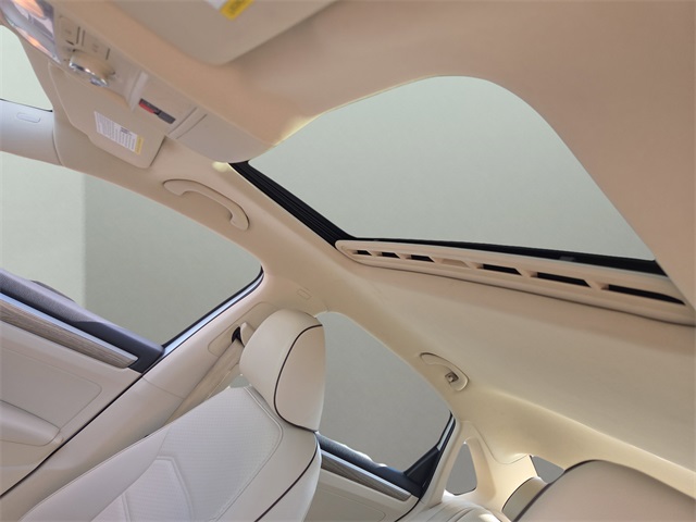 2017 Volkswagen Passat SE photo 6
