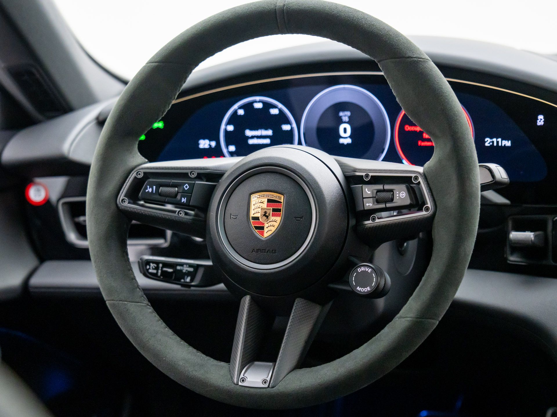 2025 Porsche Taycan 4 photo 11