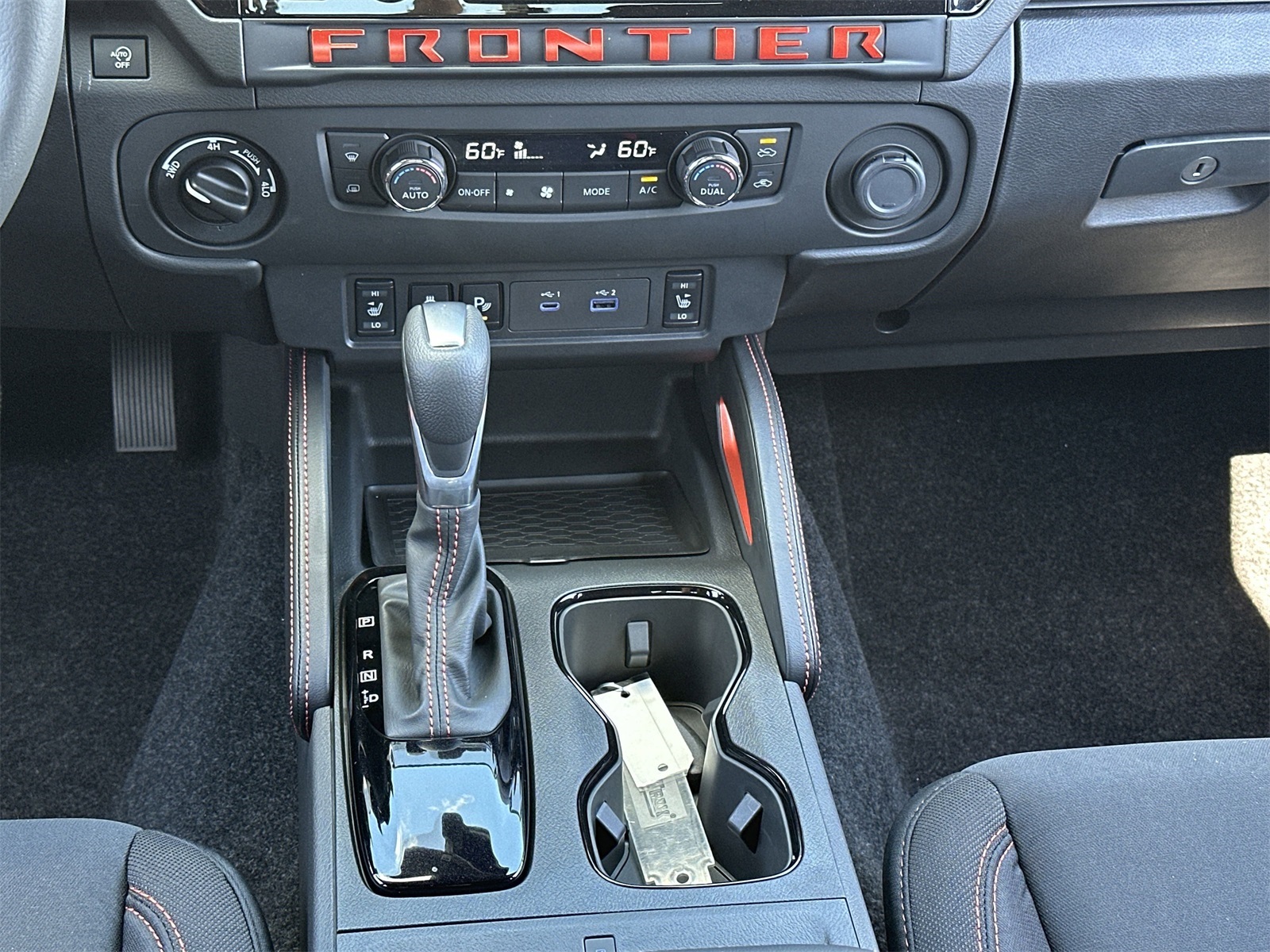2025 Nissan Frontier PRO-4X photo 4