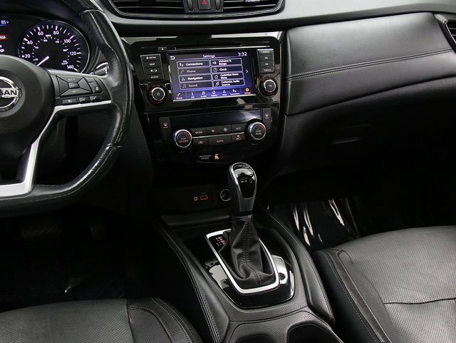 2018 Nissan Rogue SL photo 13