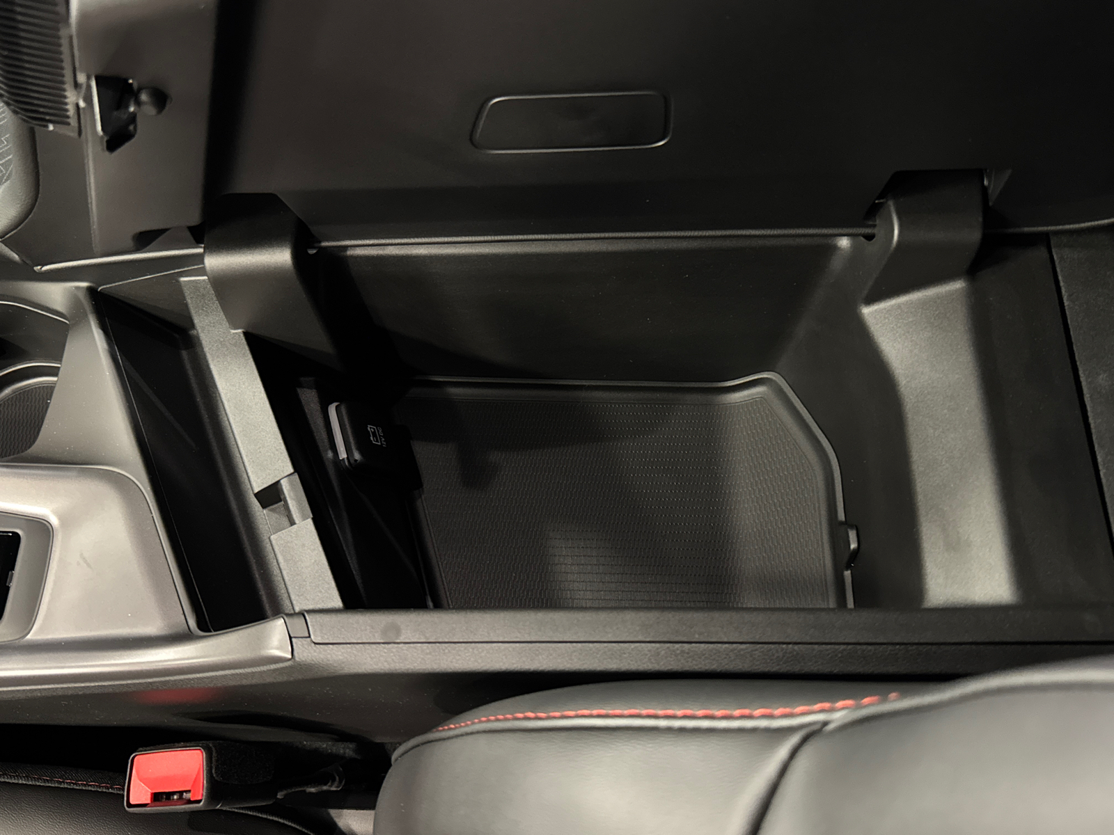 2025 Dodge Charger R/T photo 3