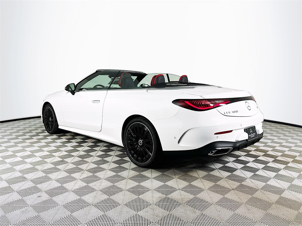 2026 Mercedes Benz CLE 300 4MATIC photo 4