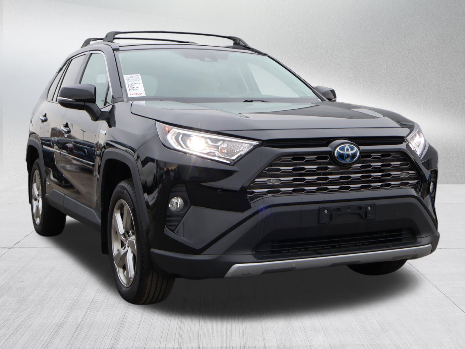 2020 Toyota RAV4 Limited's photo