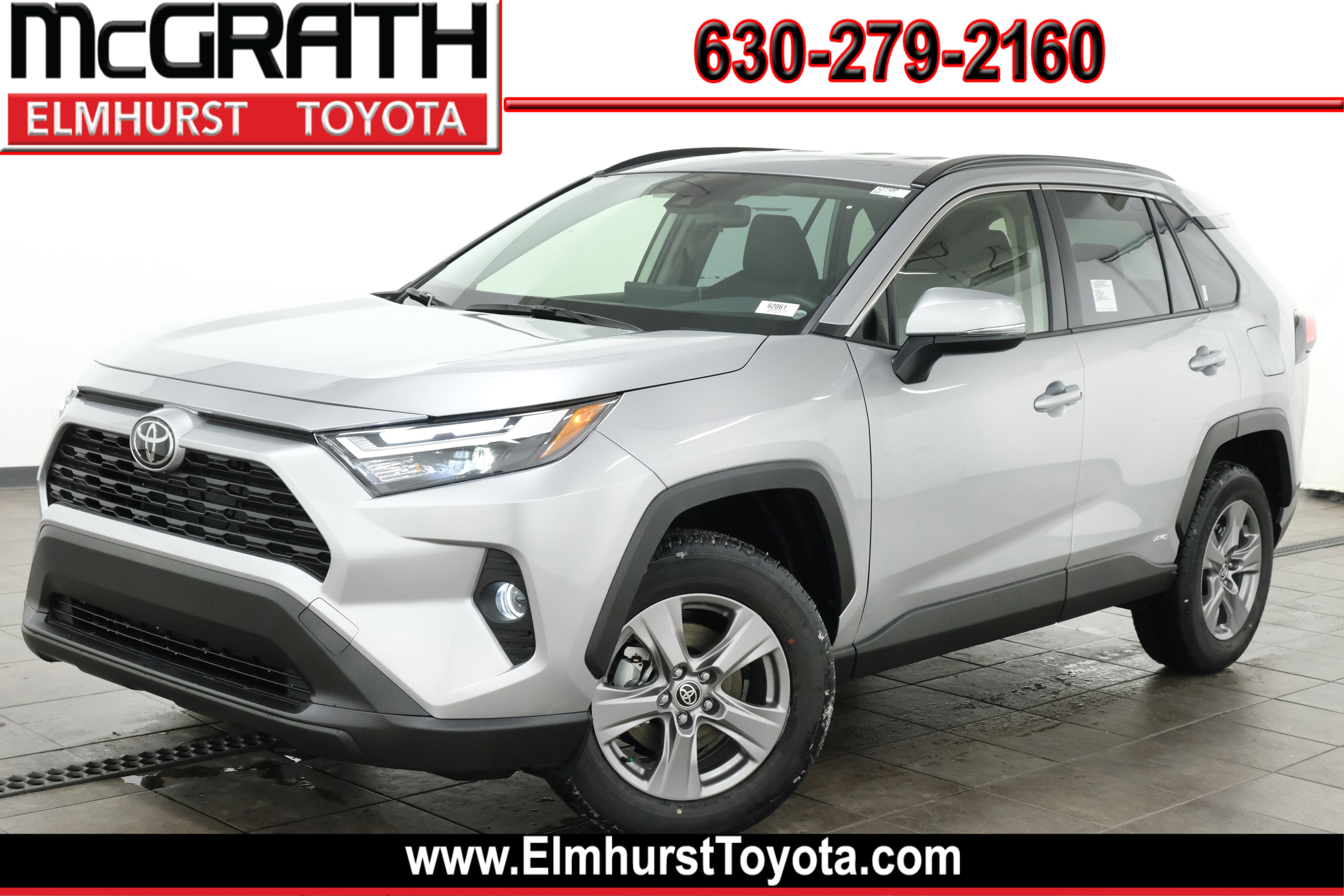 2025 Toyota RAV4 XLE's photo