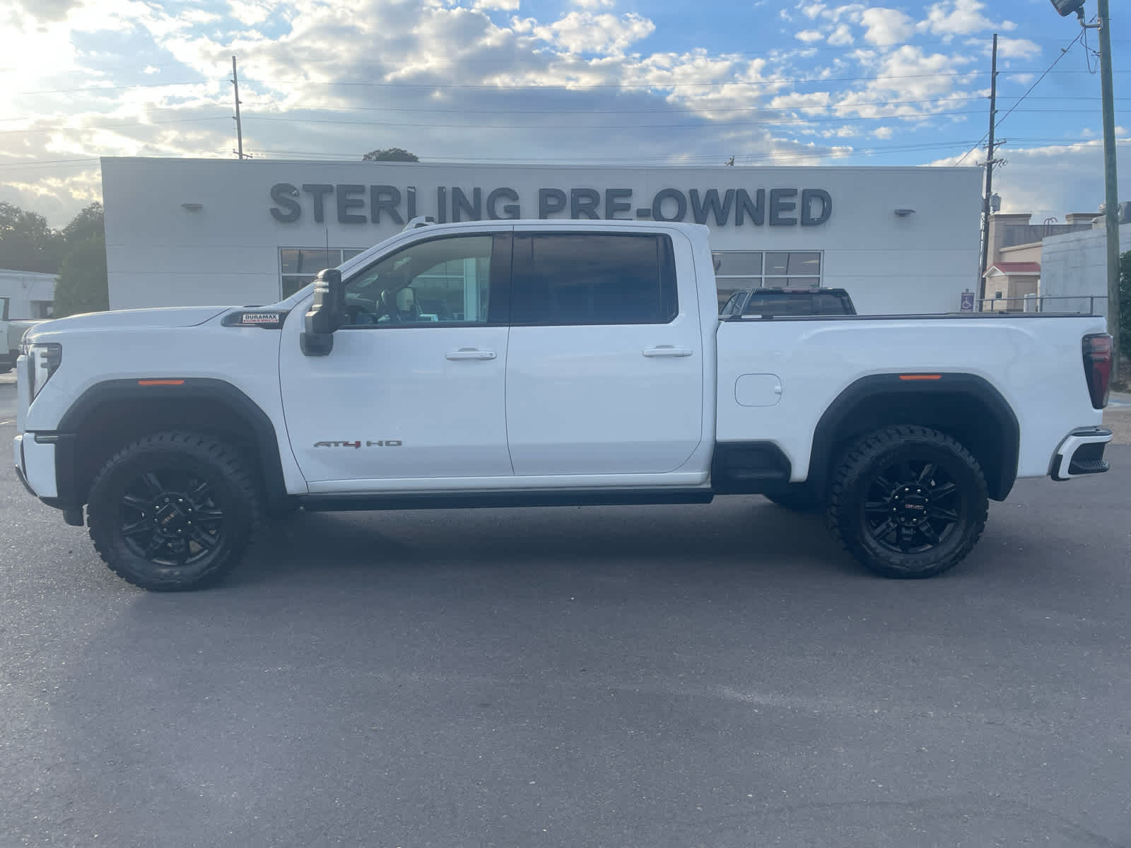2024 GMC Sierra 2500HD AT4's photo