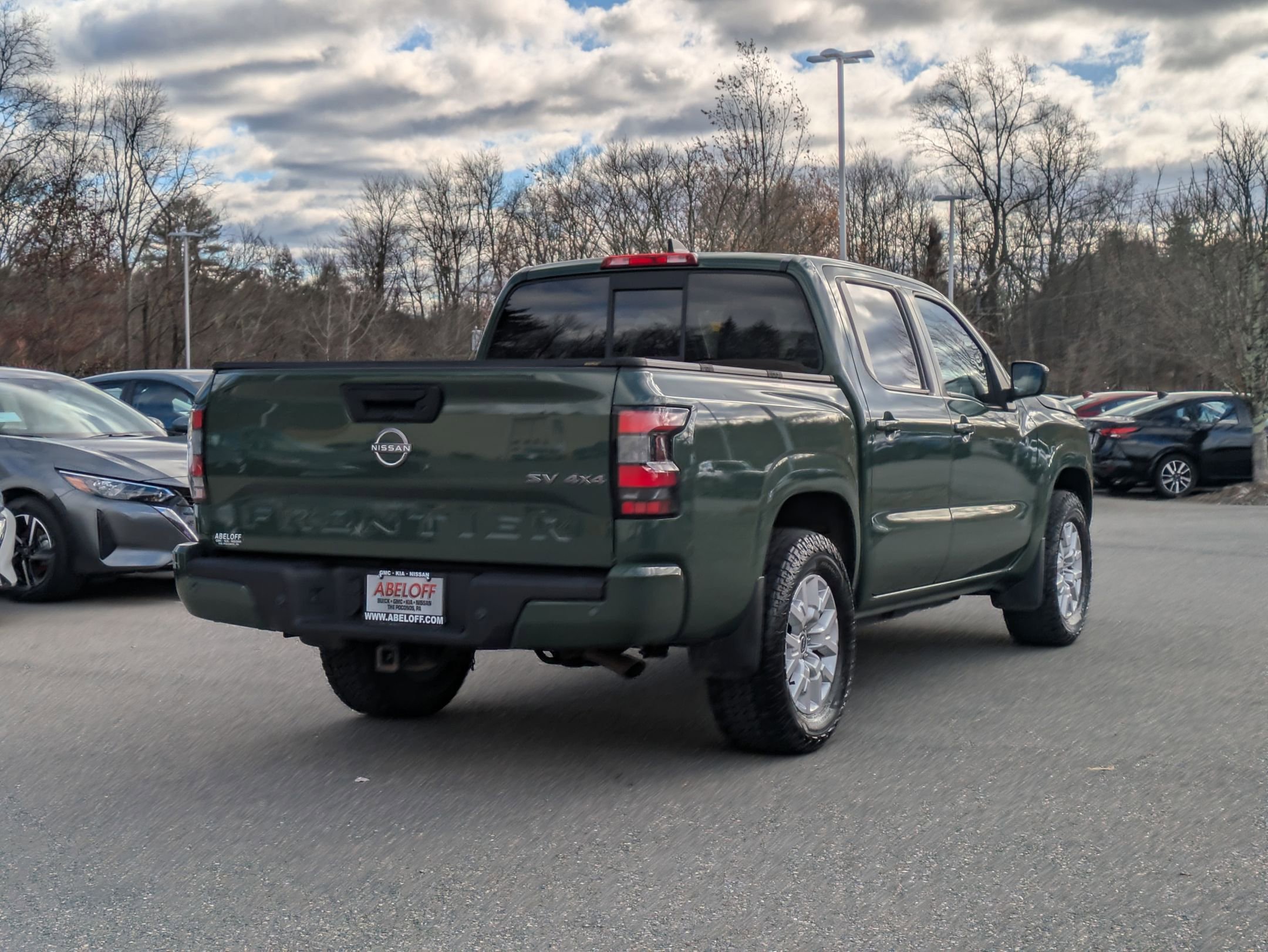 2022 Nissan Frontier SV photo 4
