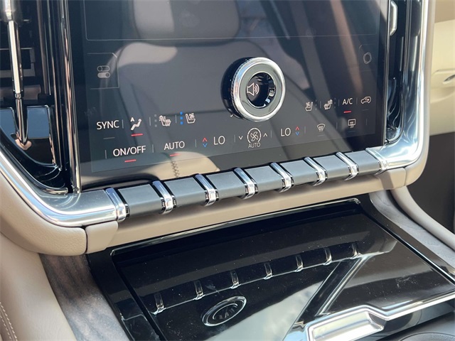 2025 Gmc Yukon Denali photo 26