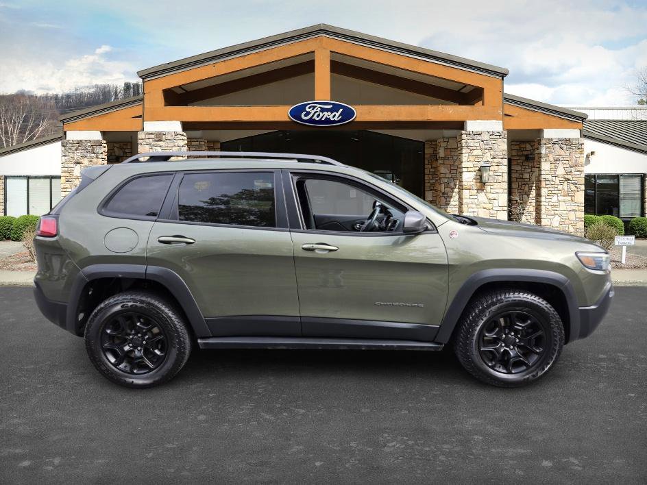 2019 Jeep Cherokee Trailhawk photo 3