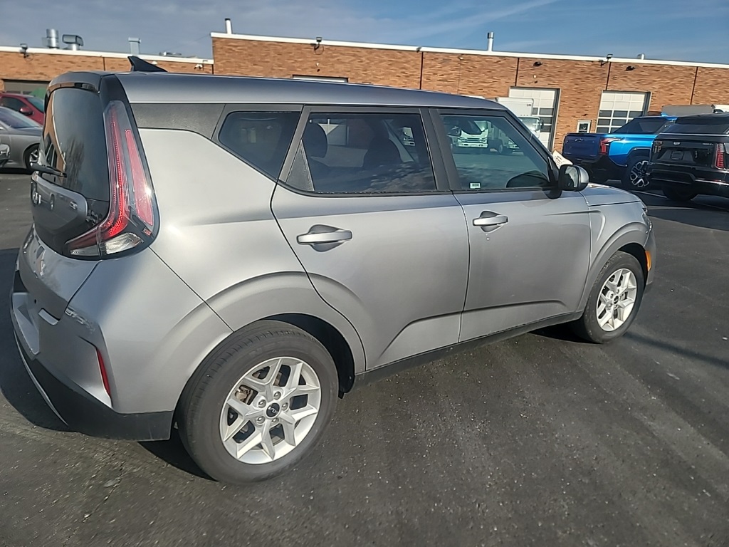 2024 KIA SOUL - Image 6