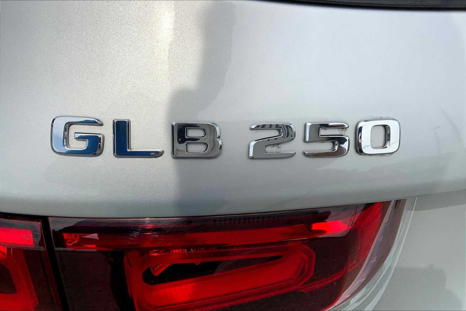 2023 Mercedes Benz GLB 250 4MATIC photo 31