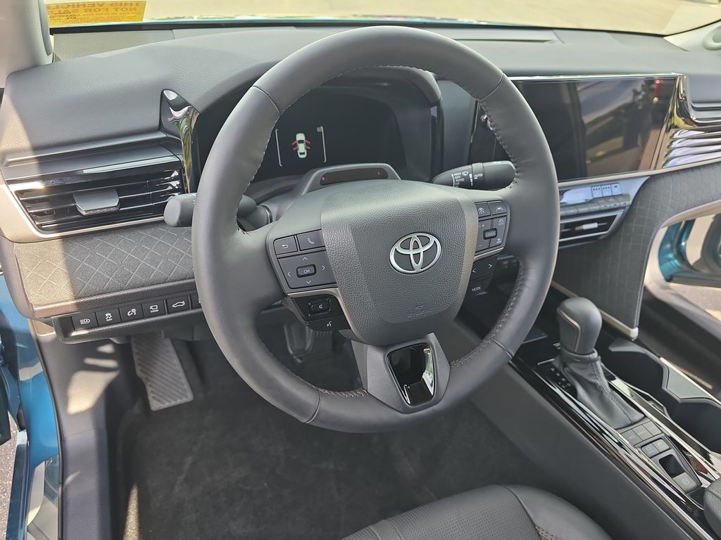 2025 Toyota Camry XSE photo 15
