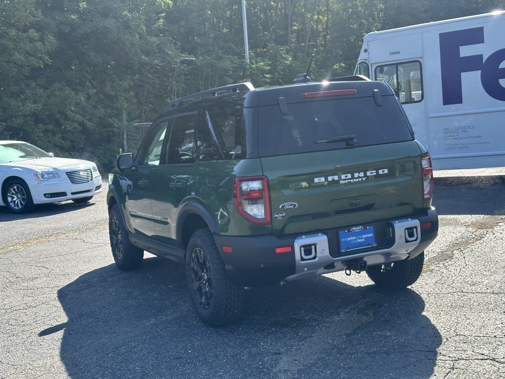 2025 Ford Bronco Sport Outer Banks photo 2