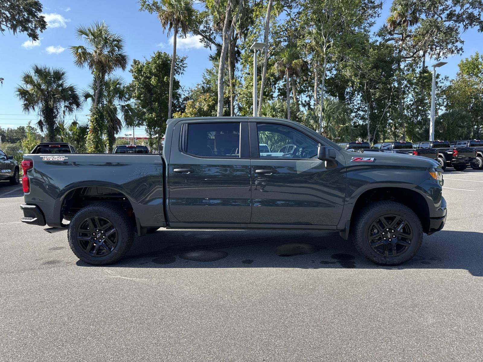 2026 Chevrolet Silverado 1500 Custom Trail Boss photo 2