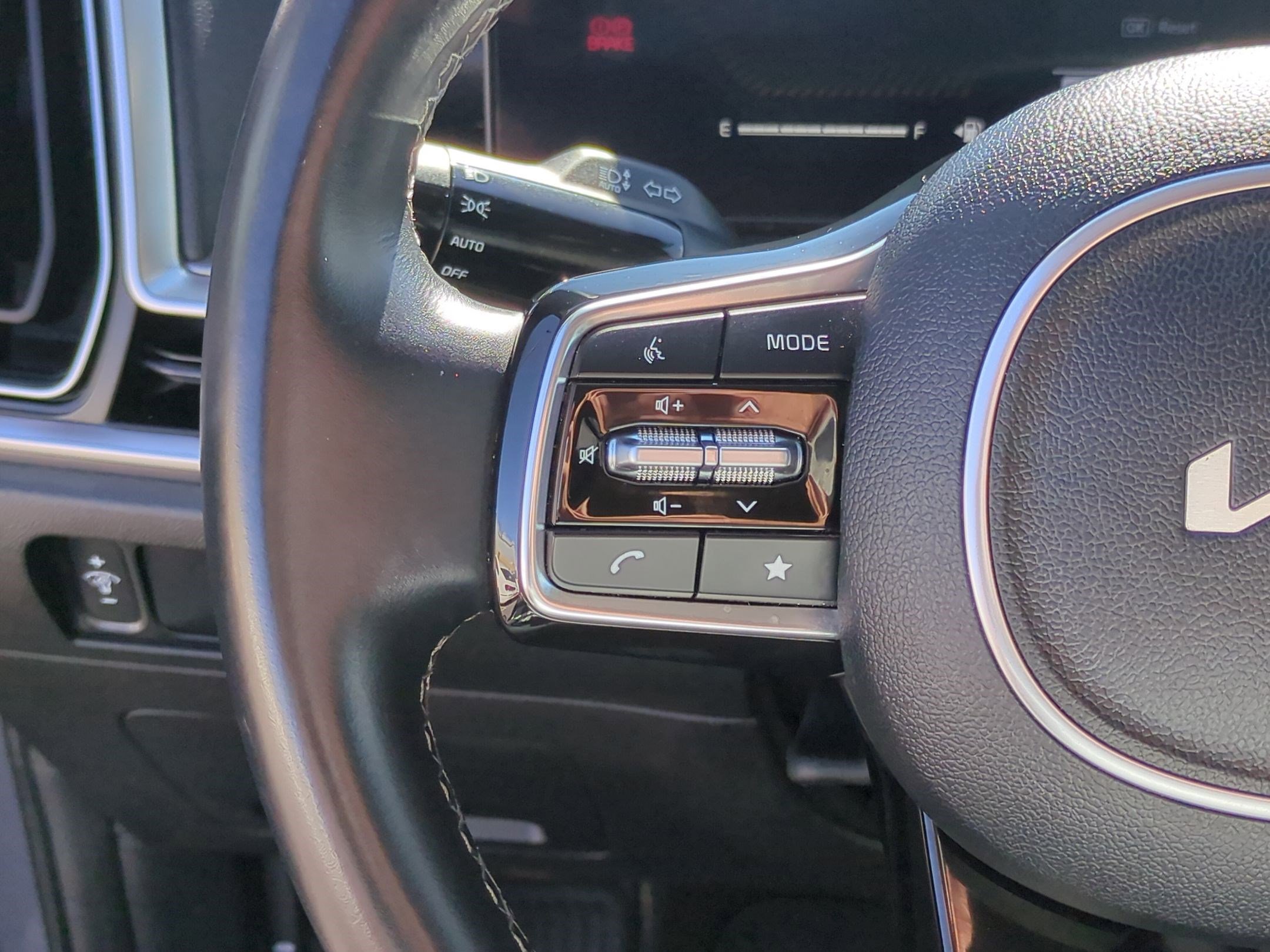 2024 Kia Sorento S photo 15