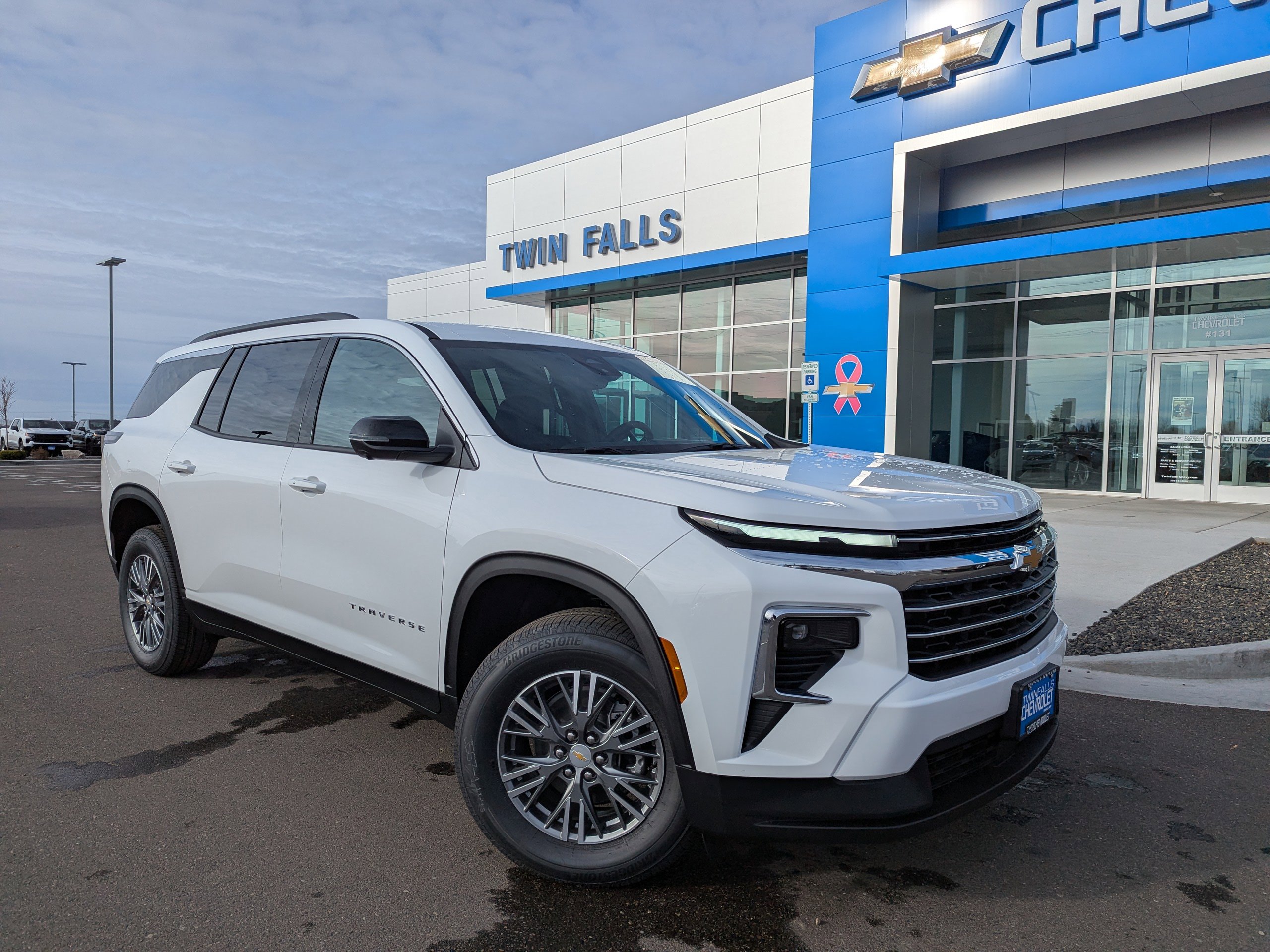 2026 Chevrolet Traverse LT's photo