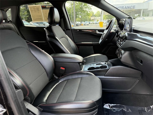 2023 Ford Escape ST-Line photo 15