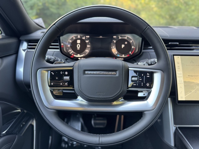 2025 Land Rover Range Rover SE photo 30