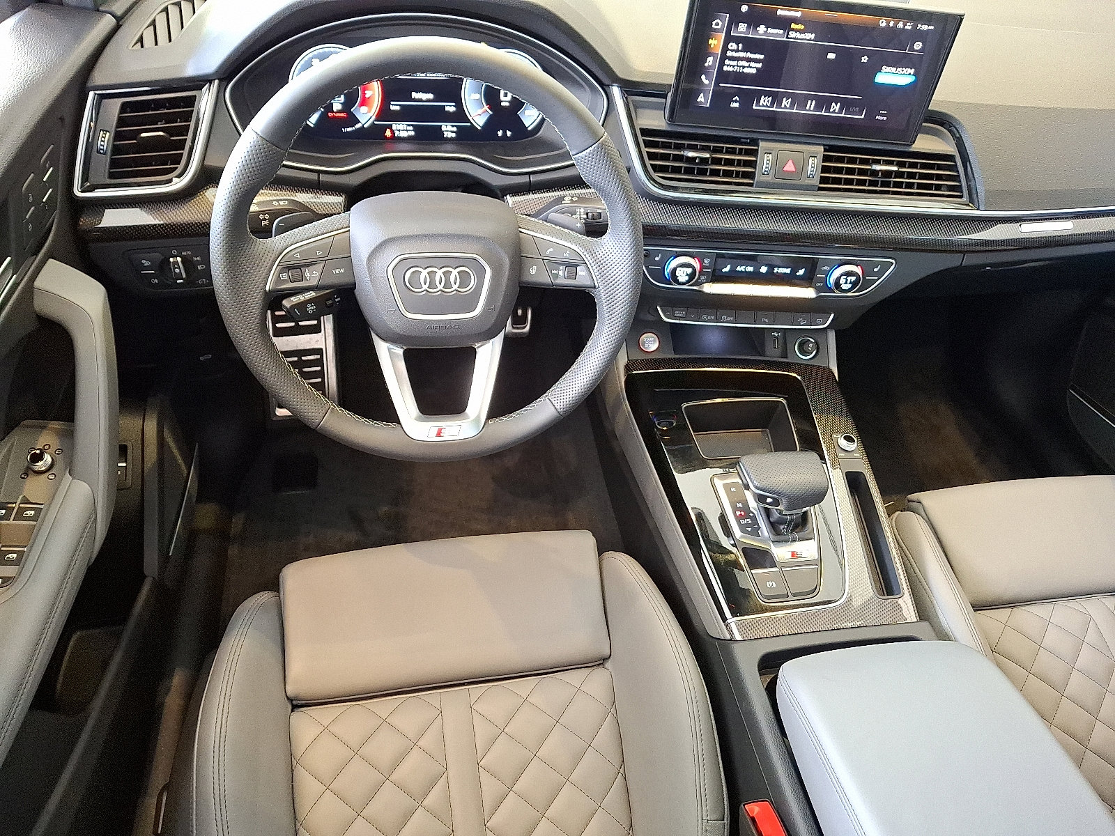 2024 Audi SQ5 Premium Plus photo 6