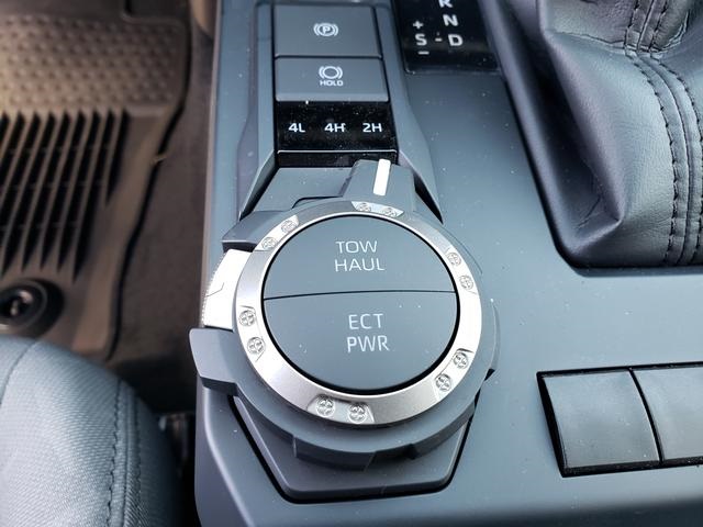 2025 Toyota Tacoma SR5 4x4 Double Cab photo 19
