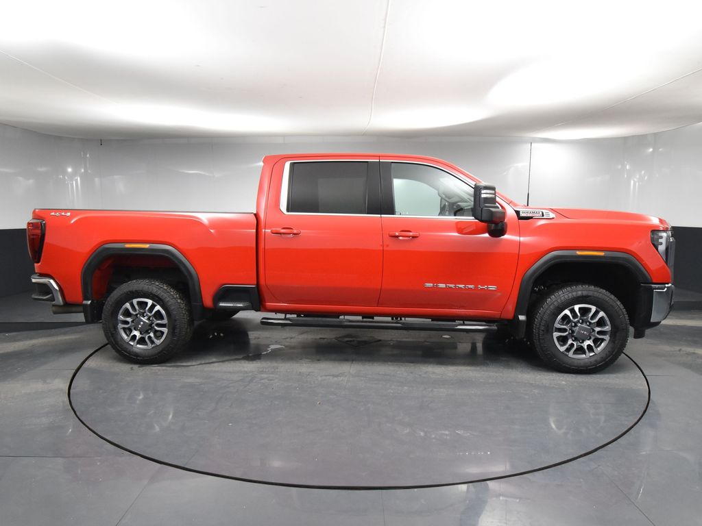 2024 Gmc Sierra HD SLE photo 3