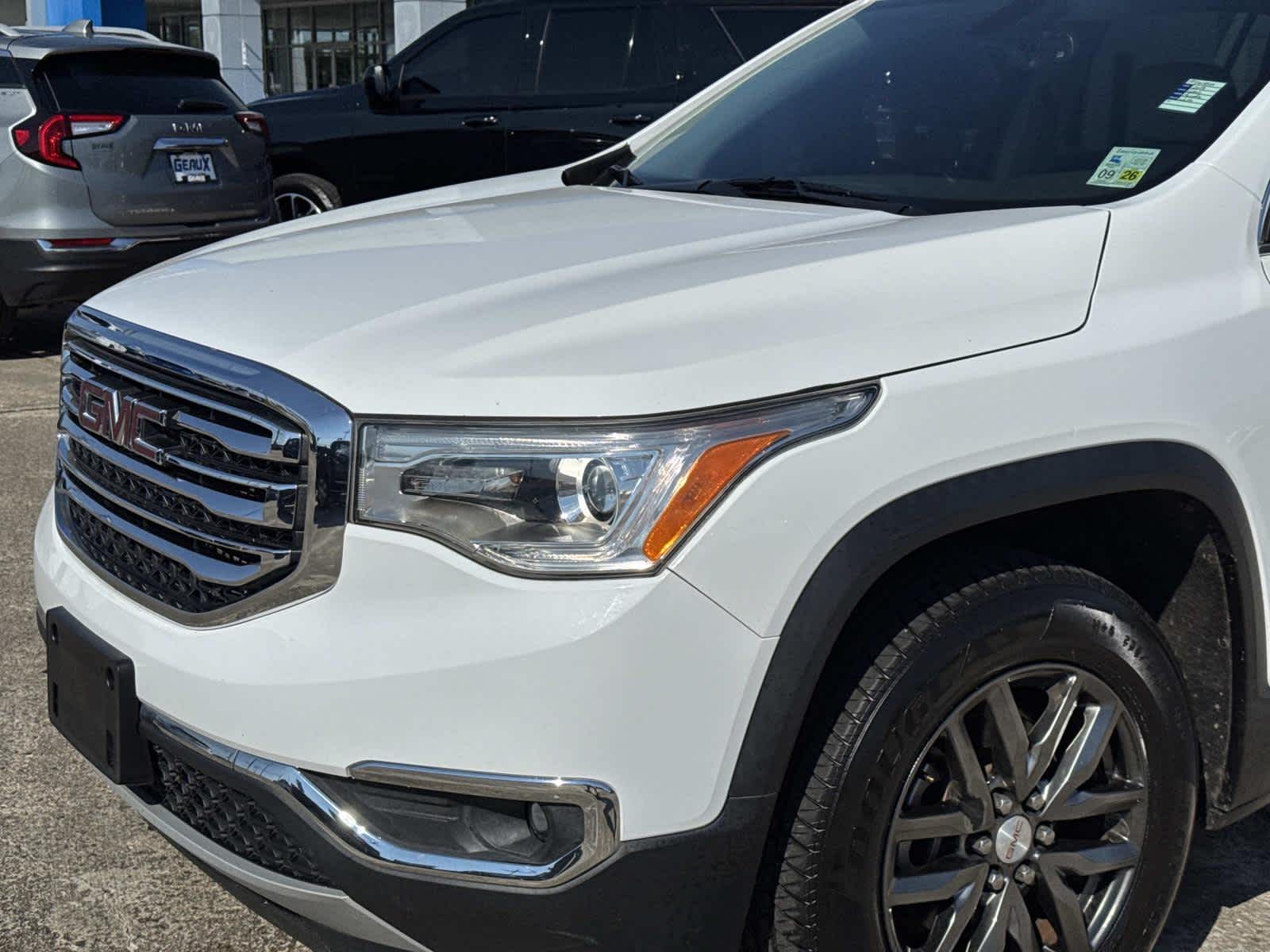 2019 Gmc Acadia SLT photo 2