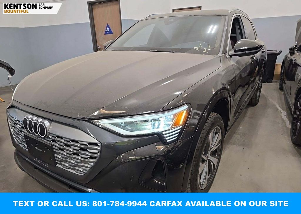 2024 Audi Q8 e-tron Premium Plus's photo