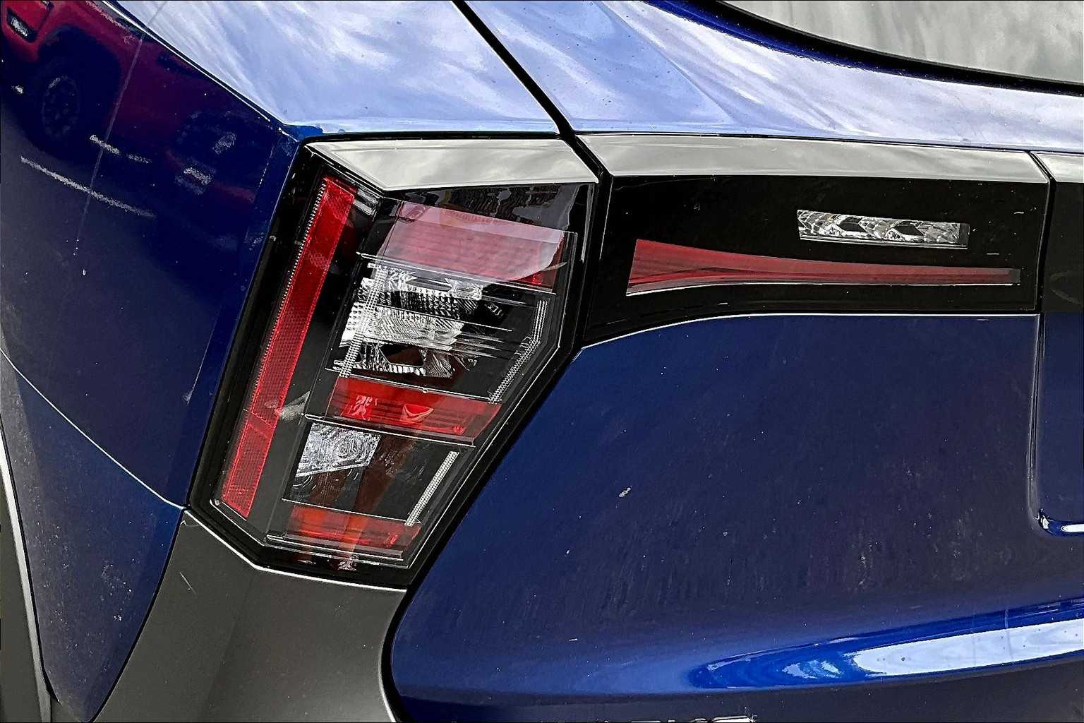 2025 Nissan Kicks SR photo 14