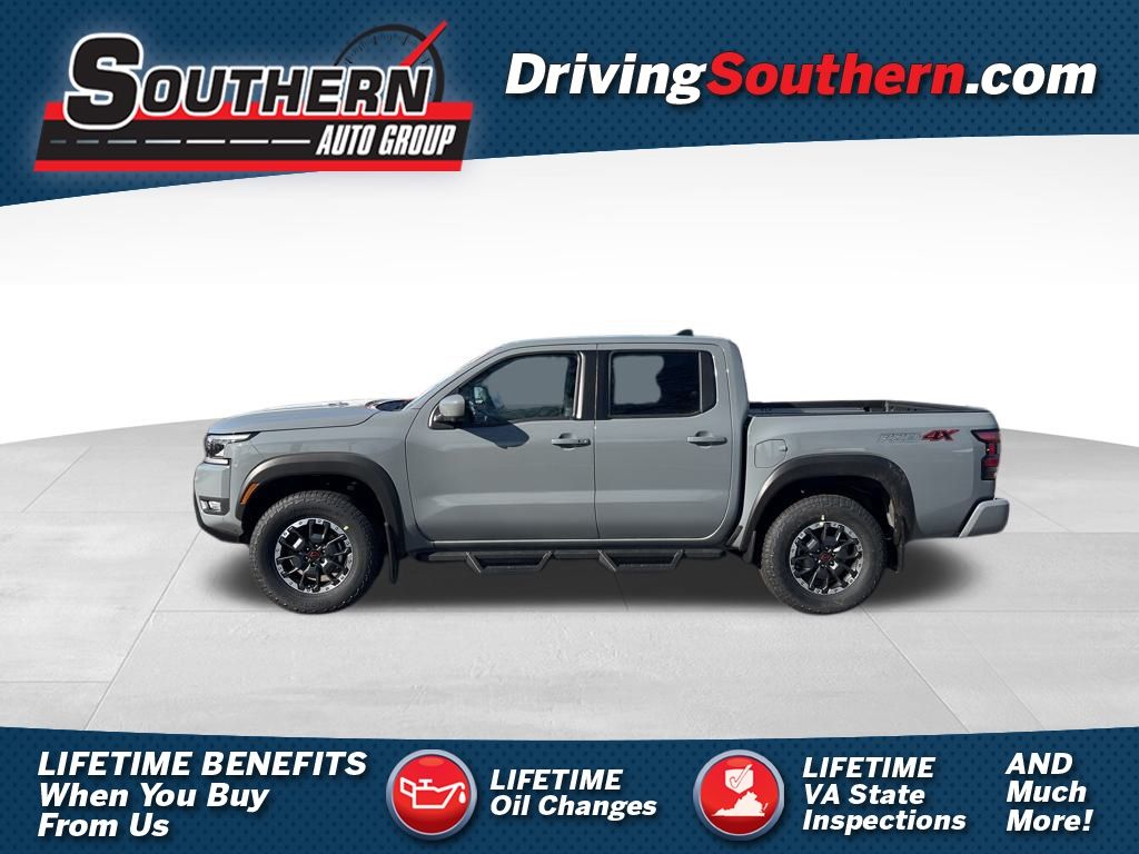 2025 Nissan Frontier PRO-4X's photo