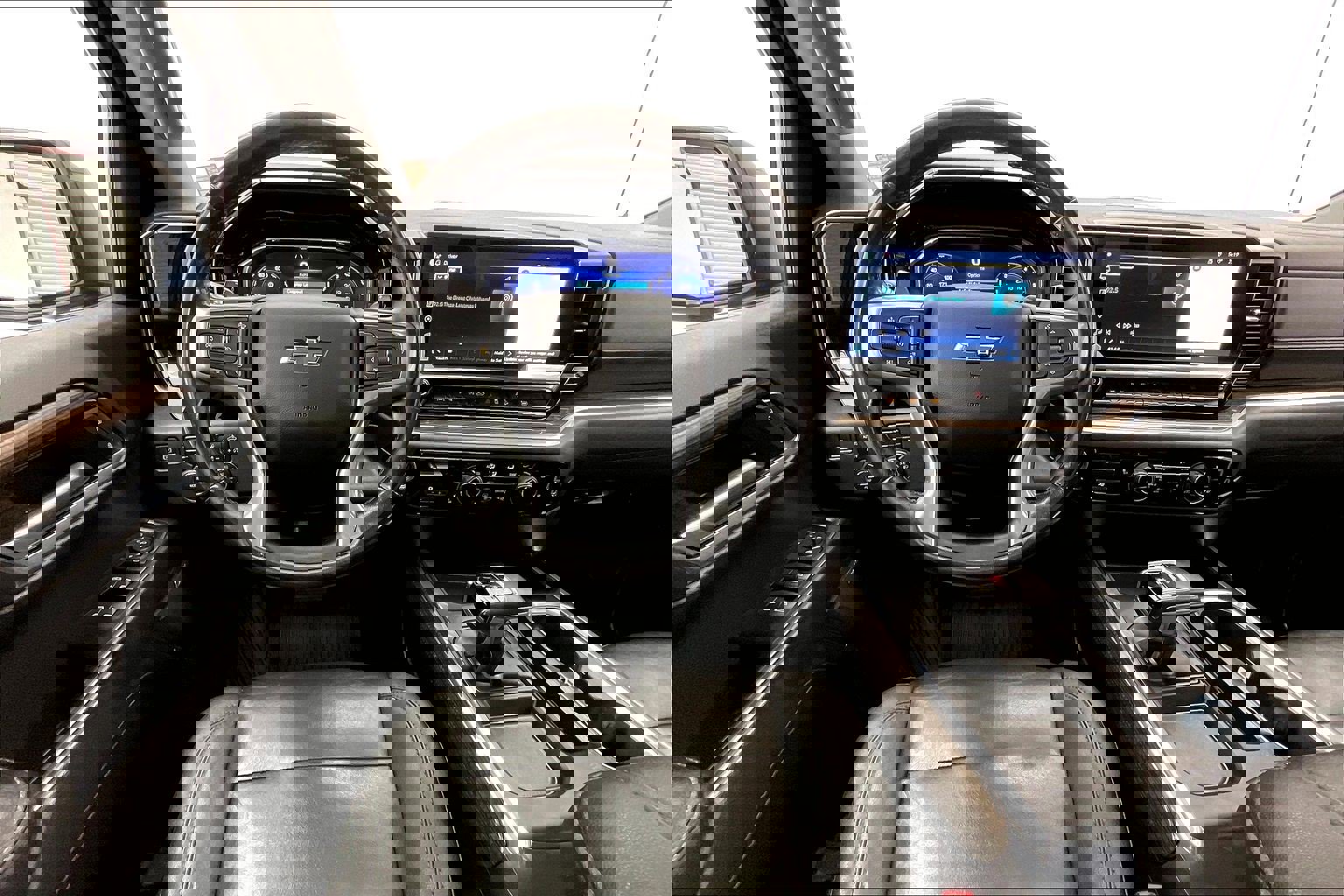 2022 Chevrolet Silverado 1500 LT Trail Boss photo 4