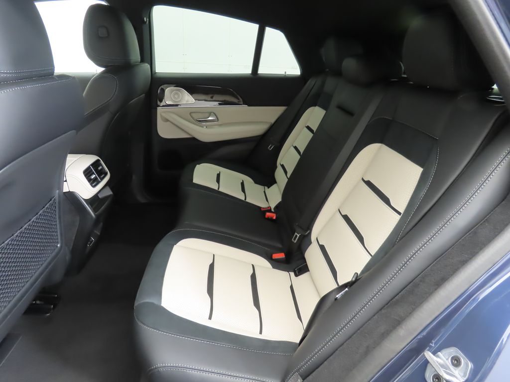 2026 Mercedes Benz GLE 53 AMG 4MATIC photo 17