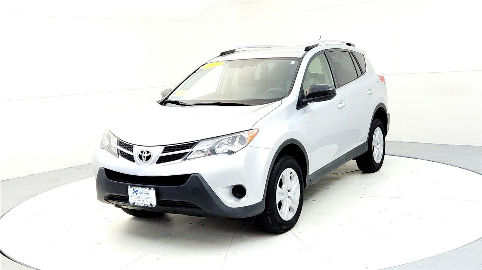Used 2015 Toyota RAV4 LE with VIN JTMBFREV1FD128717 for sale in Woburn, MA