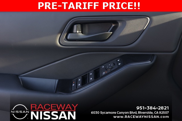 2025 Nissan Rogue S photo 19