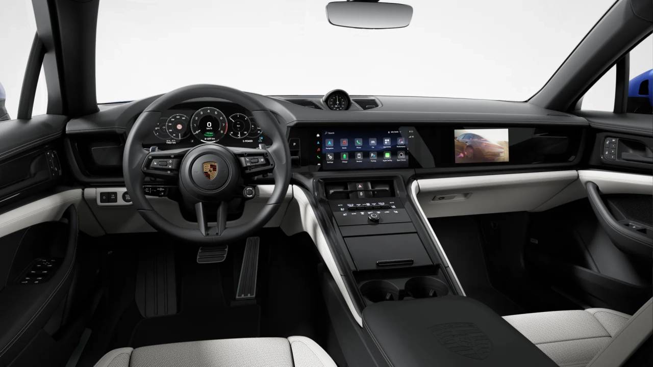 2026 Porsche Panamera 4 E-Hybrid photo 9