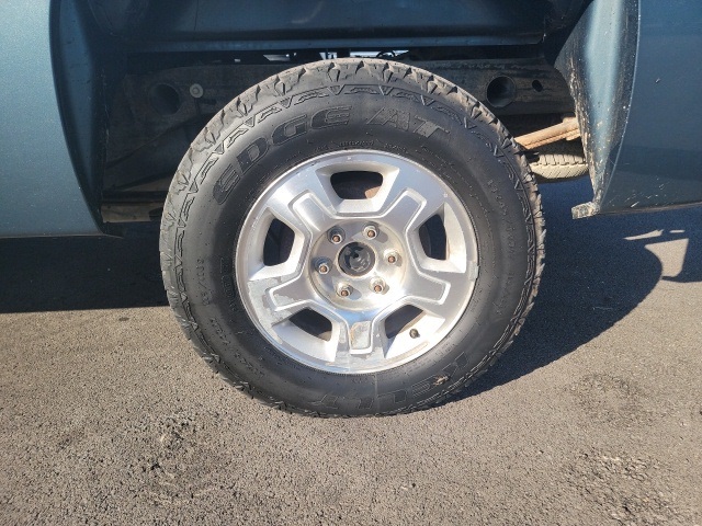 2009 Chevrolet Silverado 1500 LT photo 18