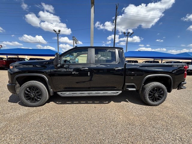2026 Chevrolet Silverado 2500HD Custom photo 4