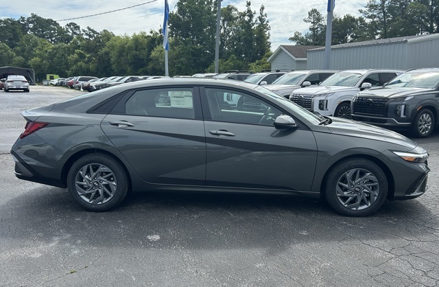 2025 Hyundai Elantra Hybrid Blue photo 2