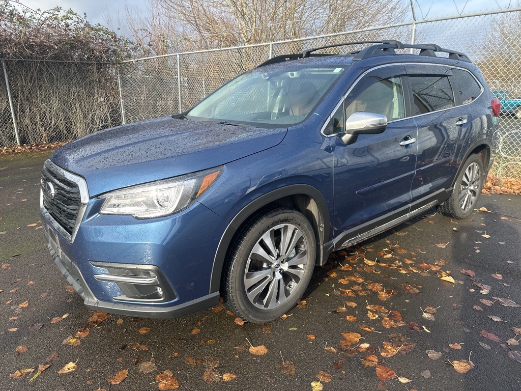 2022 Subaru Ascent Touring's photo