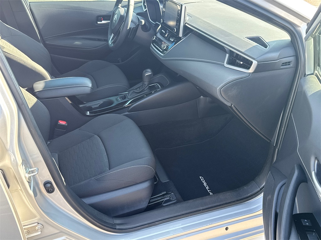 2022 Toyota Corolla SE photo 13